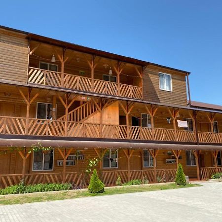 Gloriya Hotel Lidzava Екстер'єр фото