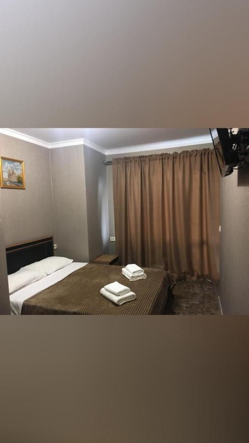 Gloriya Hotel Lidzava Екстер'єр фото